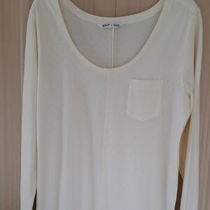 Woolrich Women's Off-White Long Sleeve Top.  Size Large.